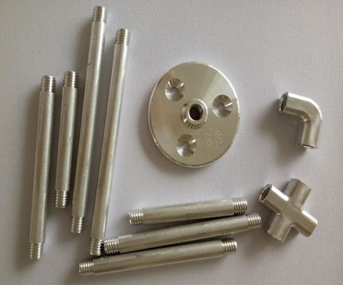 Service de usinage en aluminium fait sur commande anodisé de commande numérique par ordinateur de dureté de pièces
