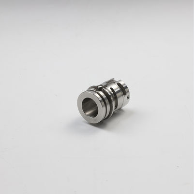 La commande numérique par ordinateur faite sur commande d'acier inoxydable partie les pièces de rechange de usinage en aluminium anodisant