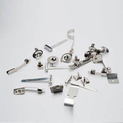 Pièces de estampillage en aluminium en métal d'OEM/ODM de pièces de précision faite sur commande de fabrication