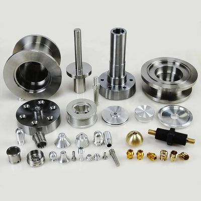 La commande numérique par ordinateur faite sur commande d'acier inoxydable partie les pièces de rechange de usinage en aluminium anodisant